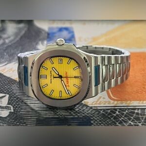Men’s Luxury Stainless Steel Automatic Watch Yellow Dial Nautilus Style 41mm